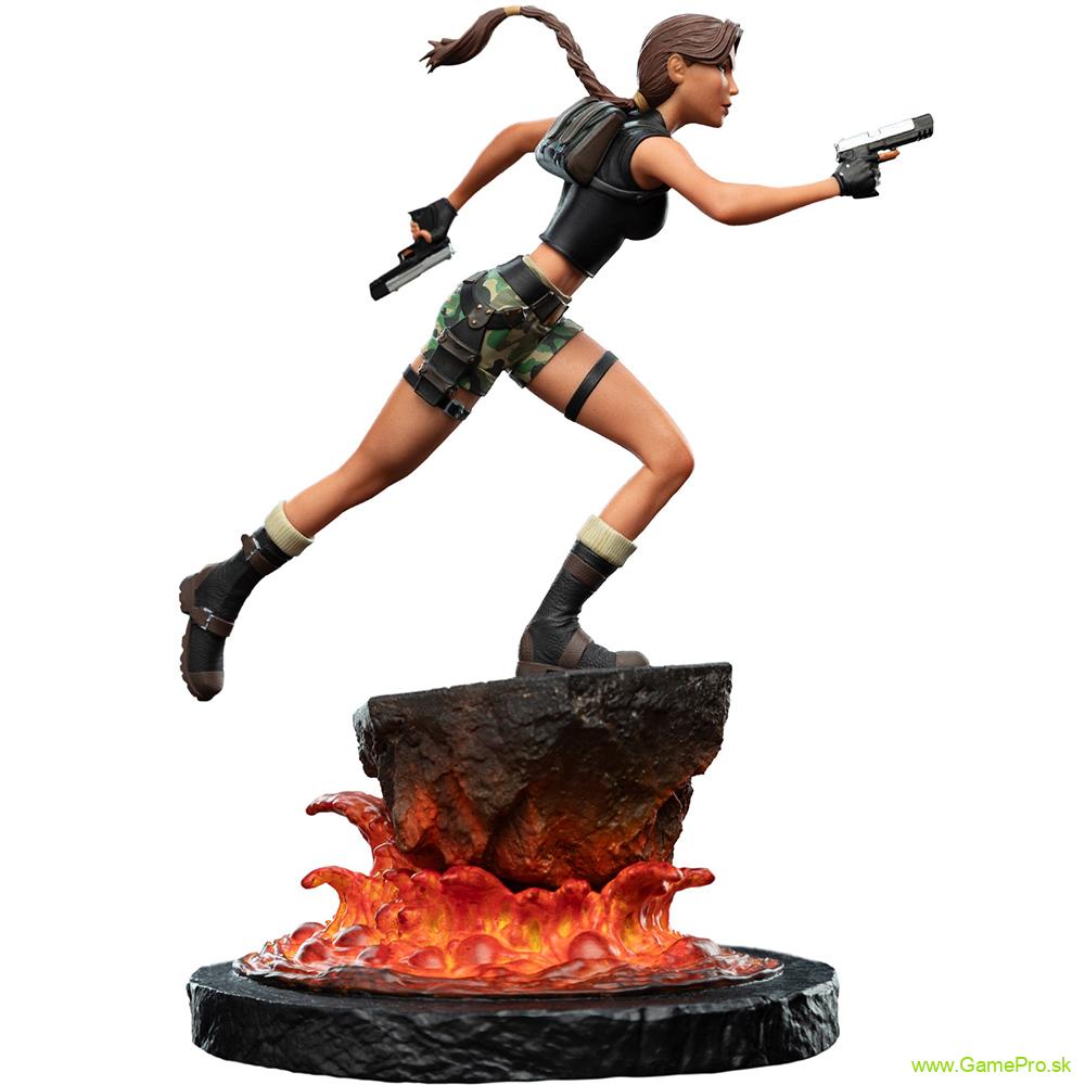 Tomb Raider socha Lara Croft (The Sanctuary of Flame) 18 cm