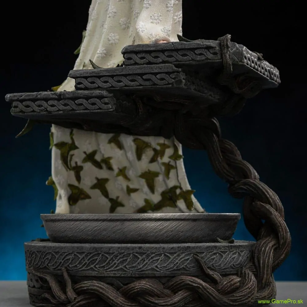 Lord of the Rings Art Scale socha 1/10 Galadriel 30 cm