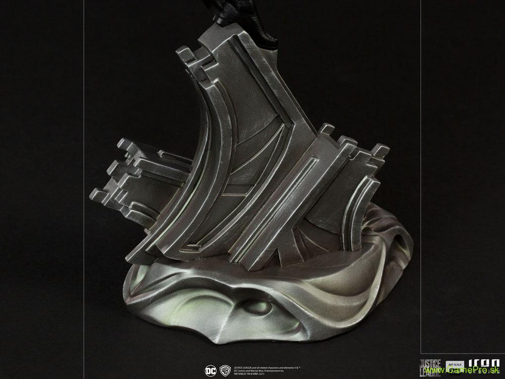 Zack Snyders Justice League Art Scale socha 1/10 Superman Black Suit 30 cm
