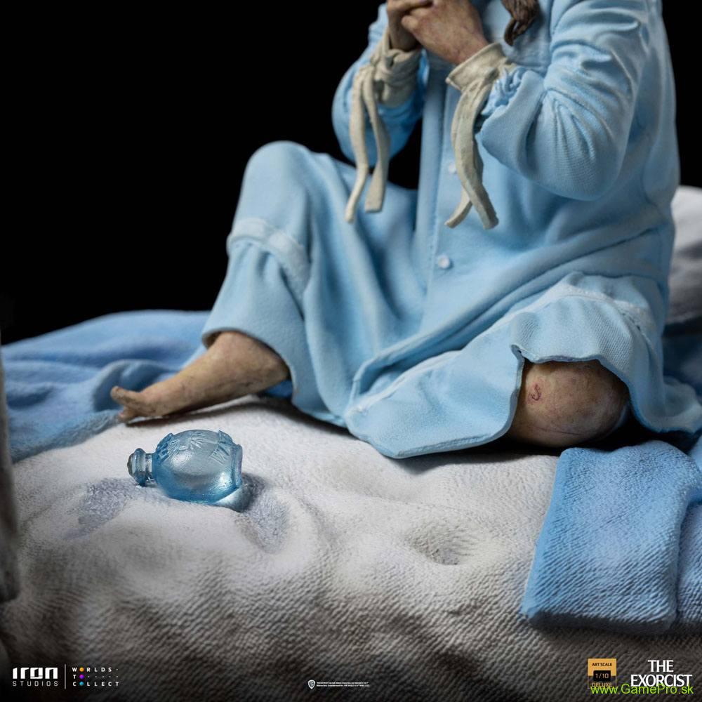 Exorcist Deluxe Art Scale socha 1/10 Possessed Regan McNeil 14 cm