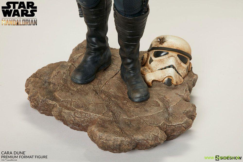 Star Wars The Mandalorian Premium Format socha Cara Dune 48 cm