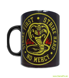 Cobra Kai hrnček Strike First