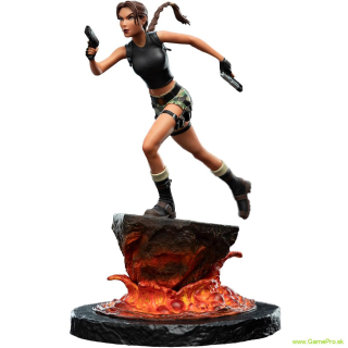 Tomb Raider socha Lara Croft (The Sanctuary of Flame) 18 cm
